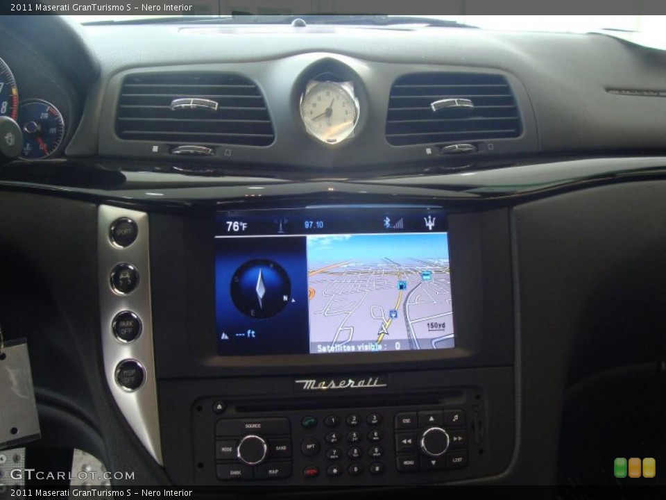 Nero Interior Navigation for the 2011 Maserati GranTurismo S #48151046