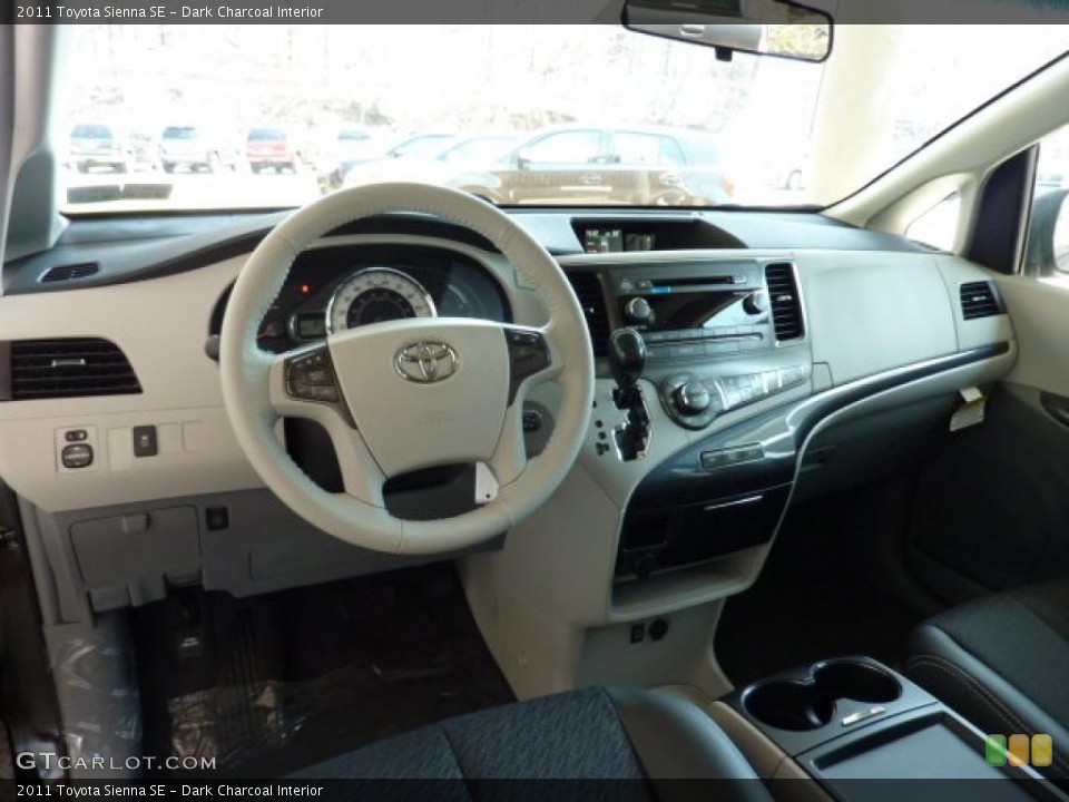 Dark Charcoal Interior Photo for the 2011 Toyota Sienna SE #48152984