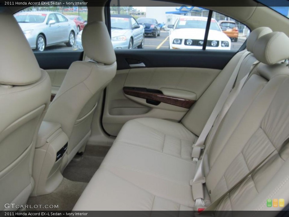 Ivory Interior Photo for the 2011 Honda Accord EX-L Sedan #48166064