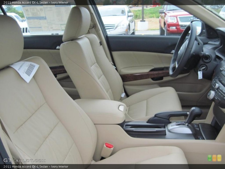 Ivory Interior Photo for the 2011 Honda Accord EX-L Sedan #48166085