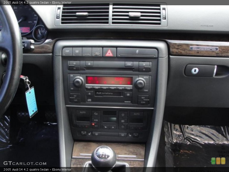 Ebony Interior Controls for the 2005 Audi S4 4.2 quattro Sedan #48175145