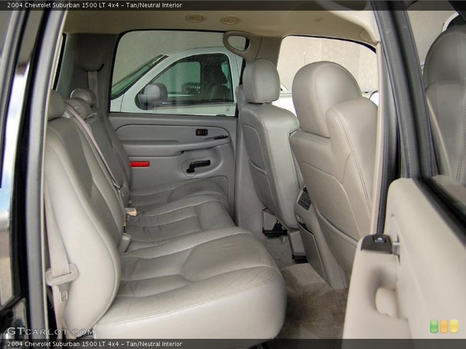 Tan/Neutral Interior Photo for the 2004 Chevrolet Suburban 1500 LT 4x4 #48175889