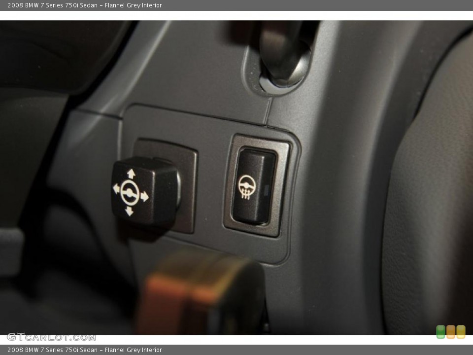 Flannel Grey Interior Controls for the 2008 BMW 7 Series 750i Sedan #48194557