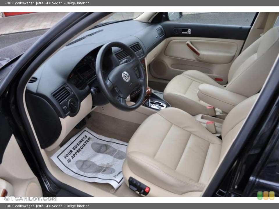 Beige Interior Photo for the 2003 Volkswagen Jetta GLX Sedan #48198475
