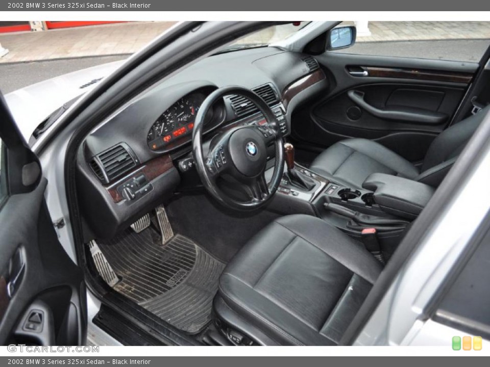 Black Interior Prime Interior for the 2002 BMW 3 Series 325xi Sedan #48199327