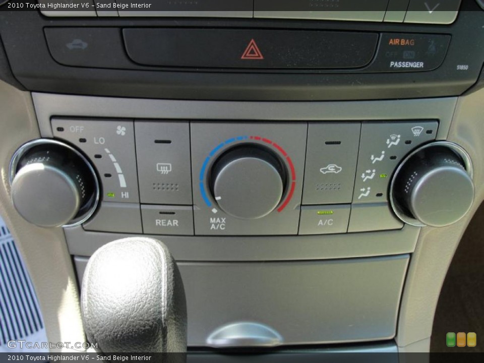 Sand Beige Interior Controls for the 2010 Toyota Highlander V6 #48201505