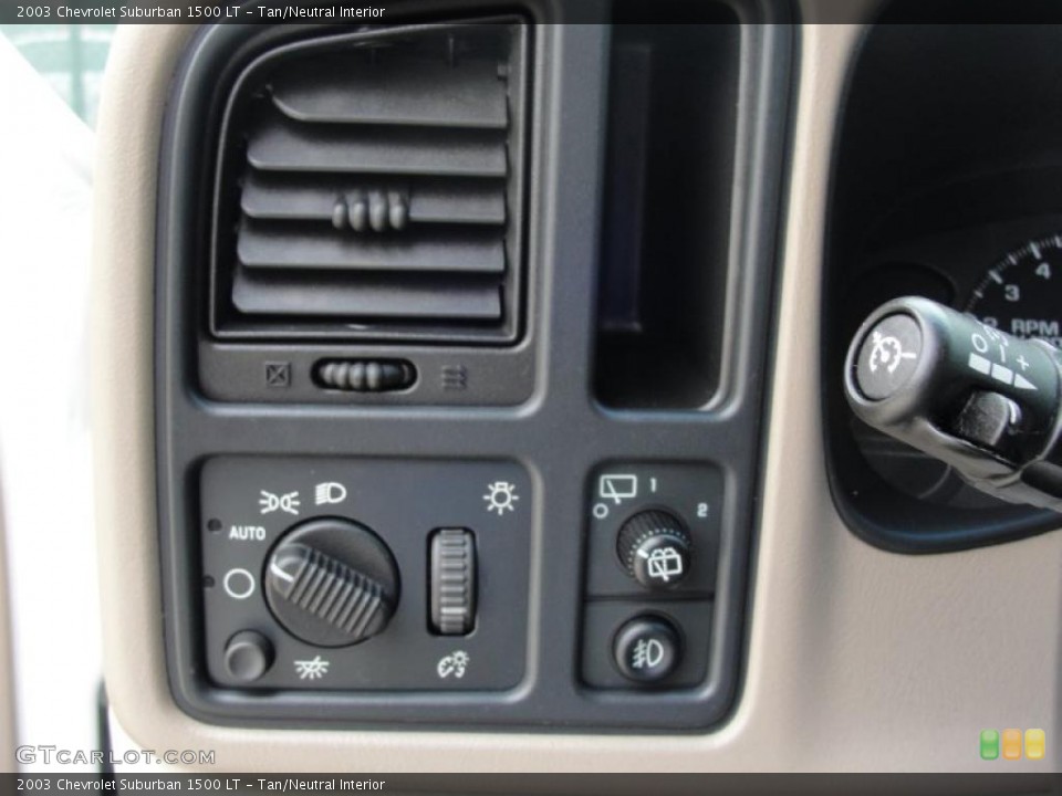 Tan/Neutral Interior Controls for the 2003 Chevrolet Suburban 1500 LT #48203683