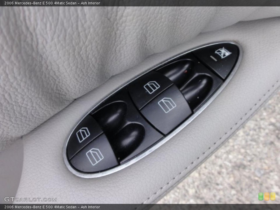 Ash Interior Controls for the 2006 Mercedes-Benz E 500 4Matic Sedan #48208861