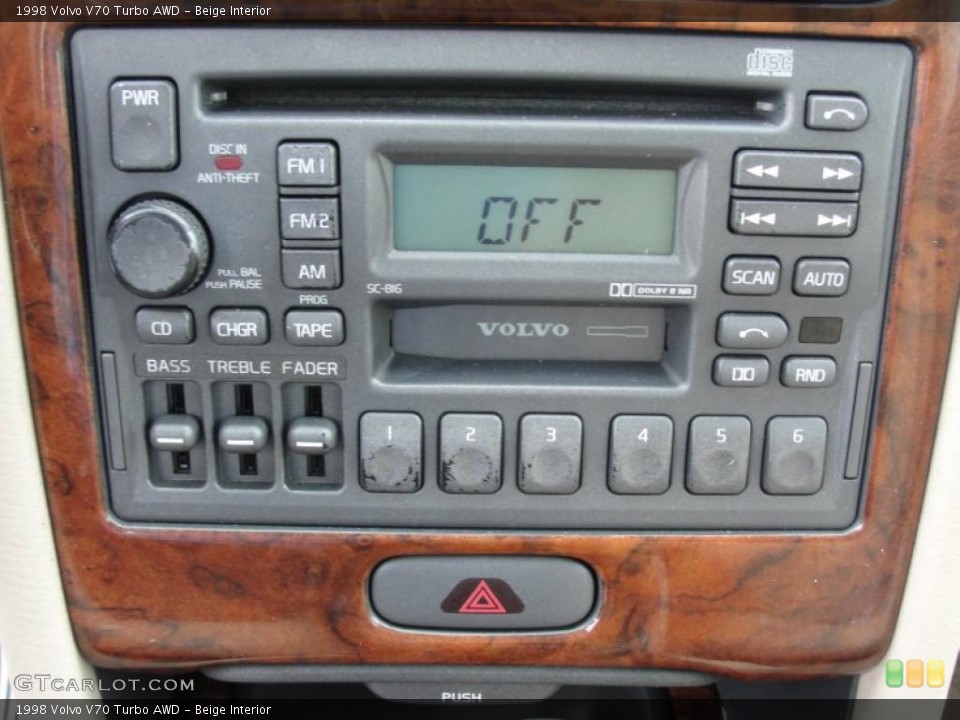Beige Interior Controls for the 1998 Volvo V70 Turbo AWD #48209638