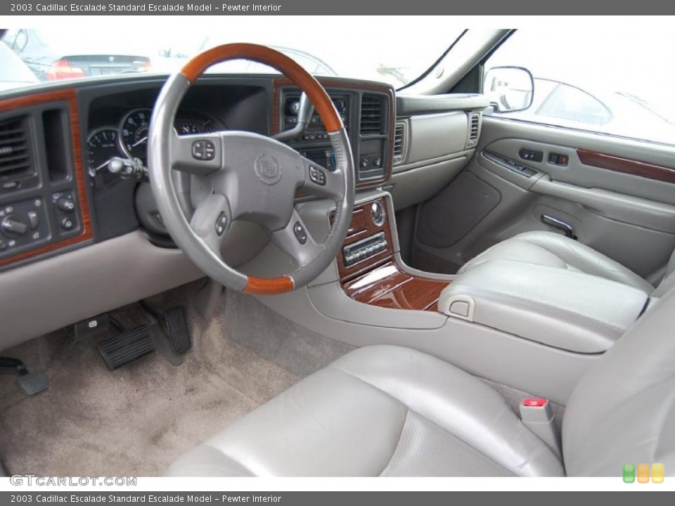 Pewter Interior Photo for the 2003 Cadillac Escalade  #48210790