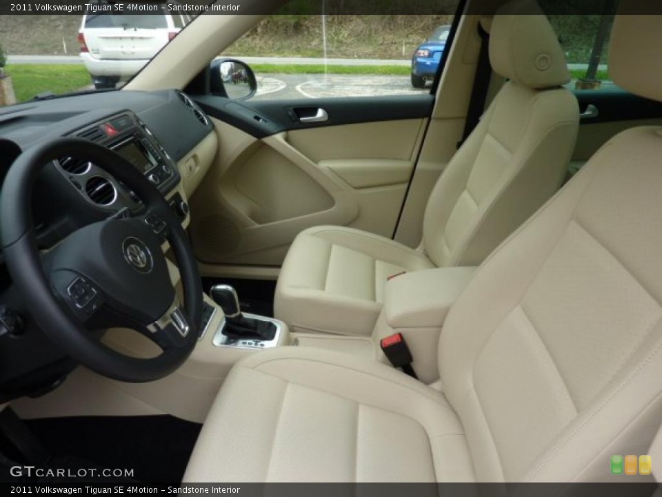Sandstone Interior Photo for the 2011 Volkswagen Tiguan SE 4Motion #48219455