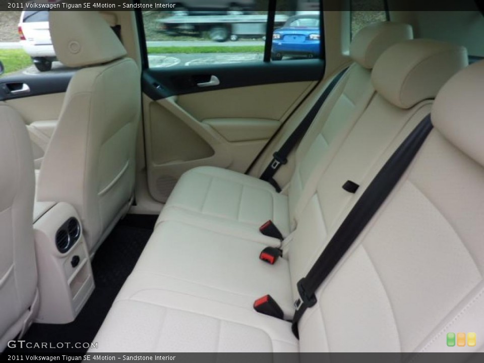 Sandstone Interior Photo for the 2011 Volkswagen Tiguan SE 4Motion #48219494
