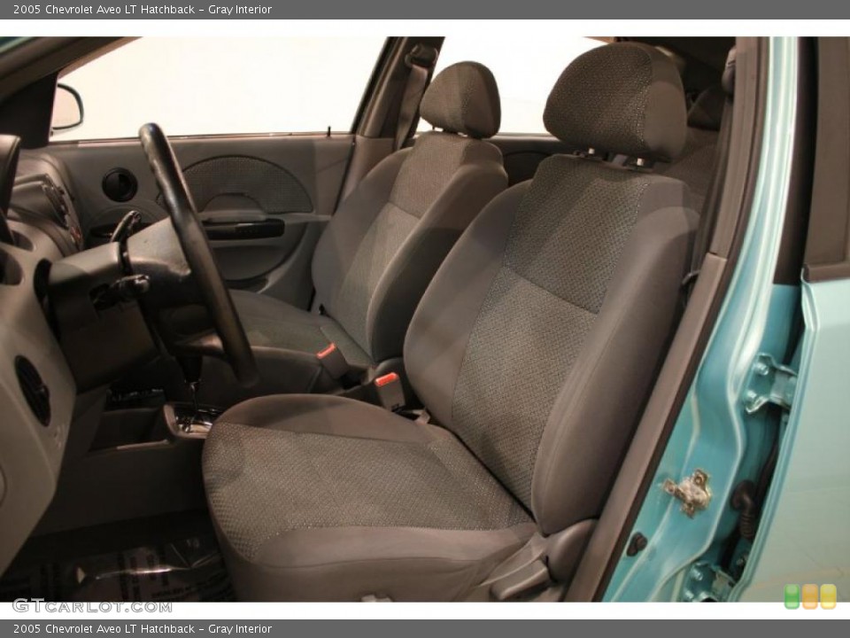 Gray Interior Photo for the 2005 Chevrolet Aveo LT Hatchback #48220556