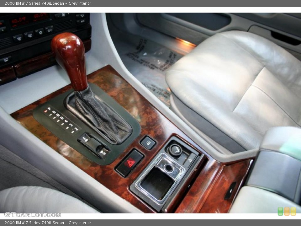 Grey Interior Transmission for the 2000 BMW 7 Series 740iL Sedan #48224198