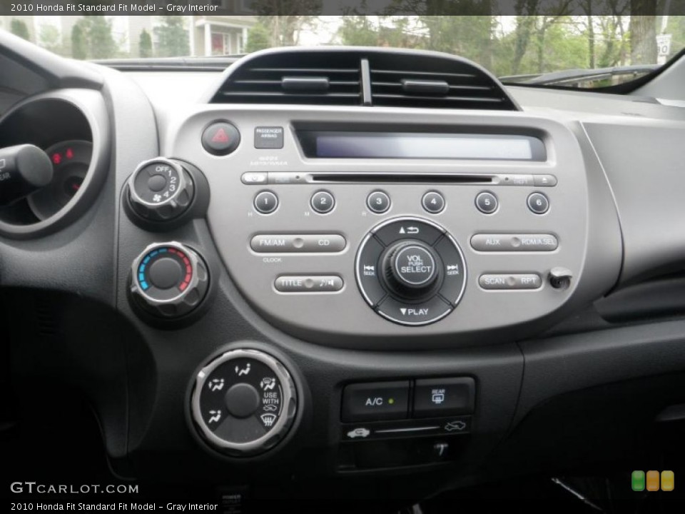 Gray Interior Controls for the 2010 Honda Fit  #48229526