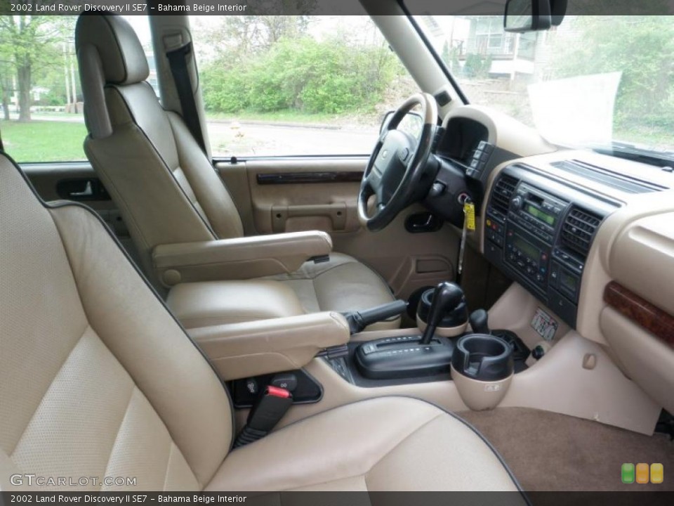 Bahama Beige Interior Photo for the 2002 Land Rover Discovery II SE7 #48229868