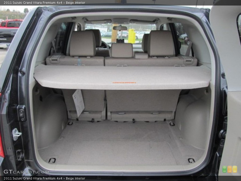 Beige Interior Trunk for the 2011 Suzuki Grand Vitara Premium 4x4 #48230165