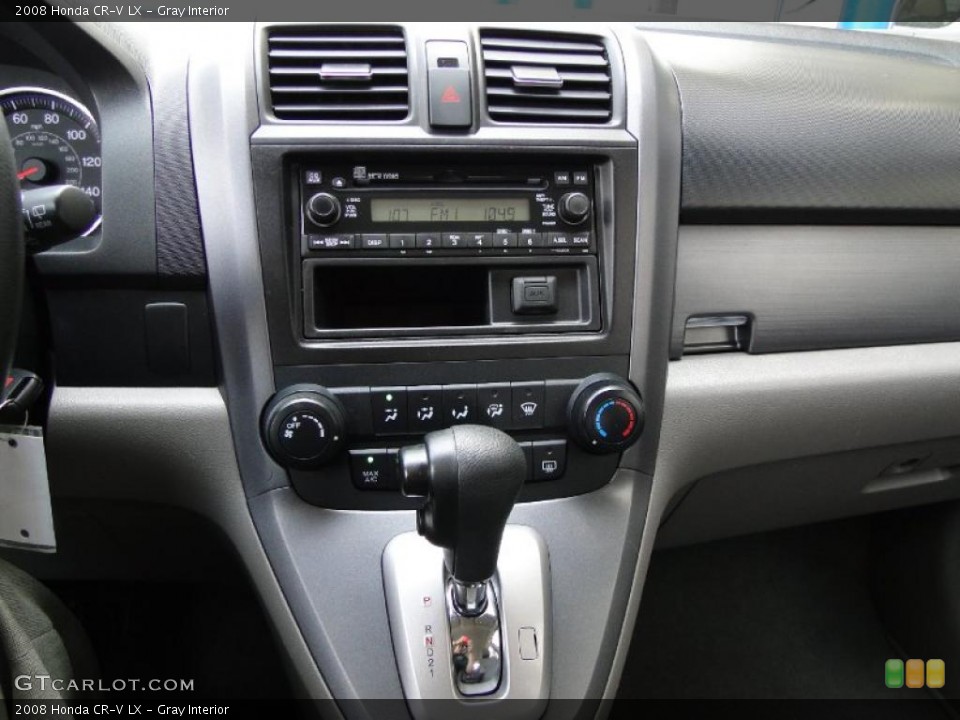 Gray Interior Controls for the 2008 Honda CR-V LX #48232566