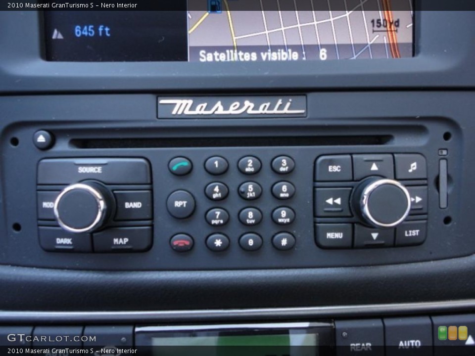Nero Interior Controls for the 2010 Maserati GranTurismo S #48234366