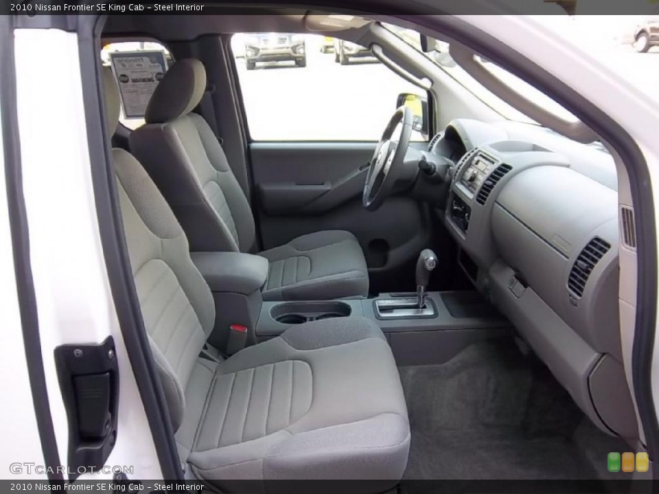 Steel Interior Photo for the 2010 Nissan Frontier SE King Cab #48234513