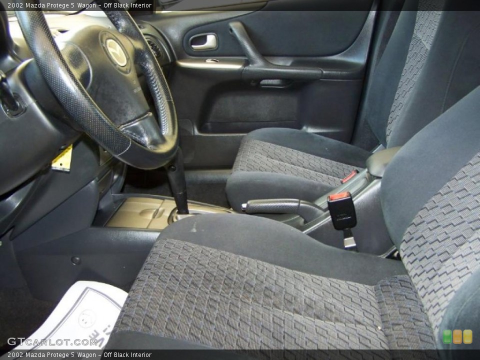 Off Black Interior Photo for the 2002 Mazda Protege 5 Wagon #48234951