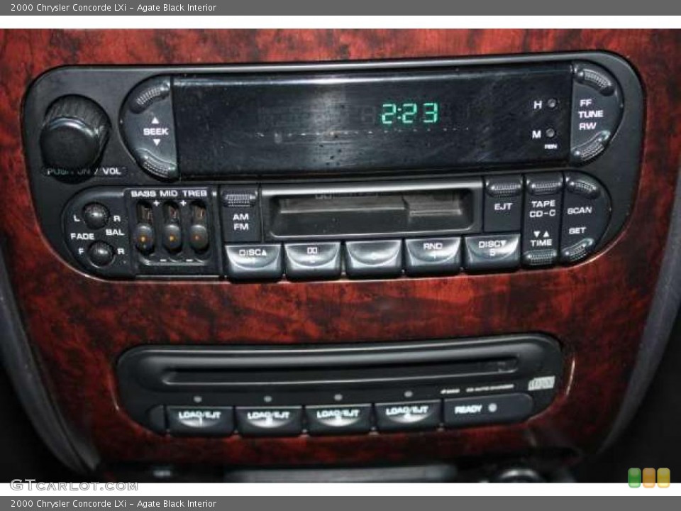 Agate Black Interior Controls for the 2000 Chrysler Concorde LXi #48237978