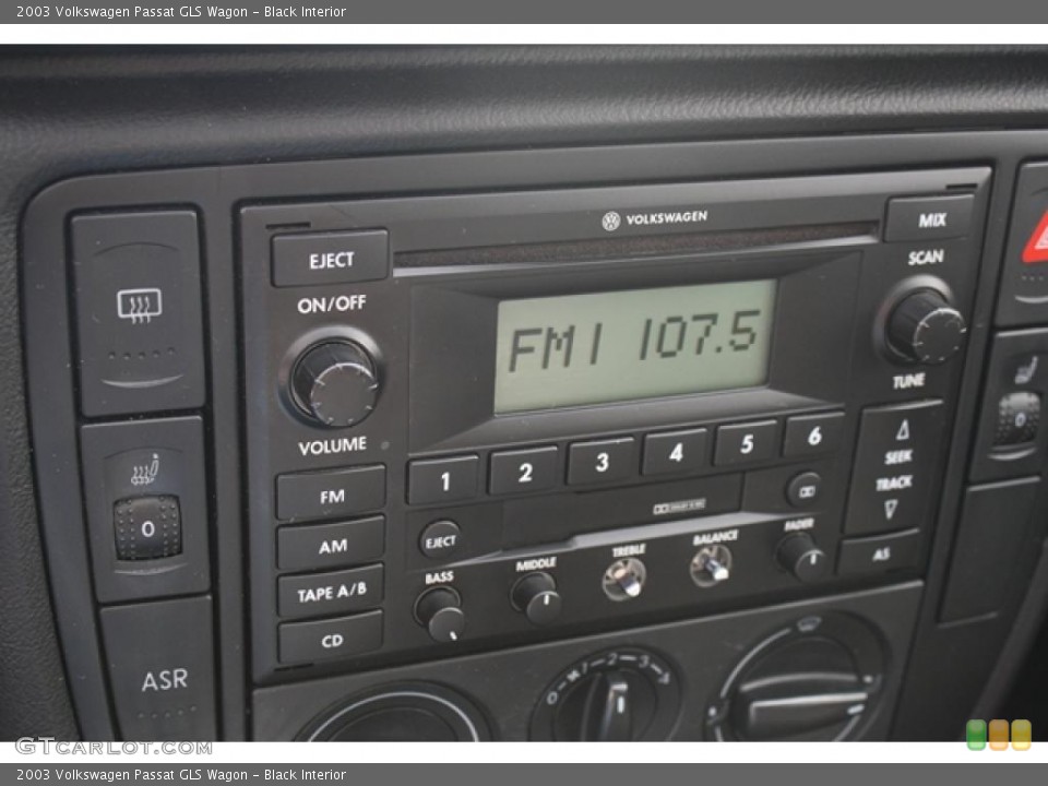 Black Interior Controls for the 2003 Volkswagen Passat GLS Wagon #48248421