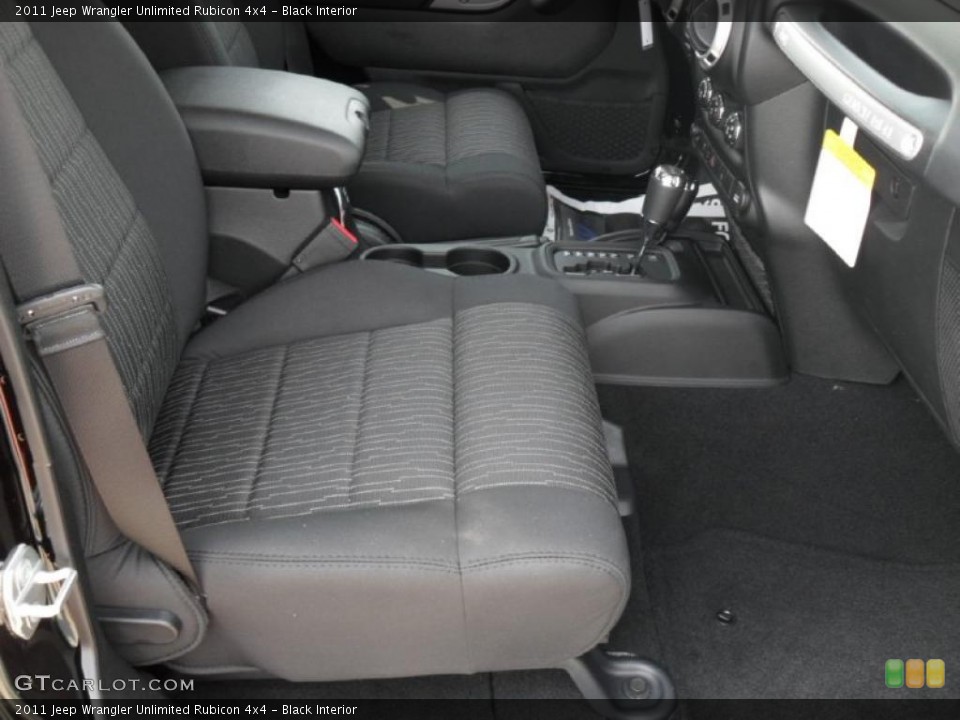 Black Interior Photo for the 2011 Jeep Wrangler Unlimited Rubicon 4x4 #48252972