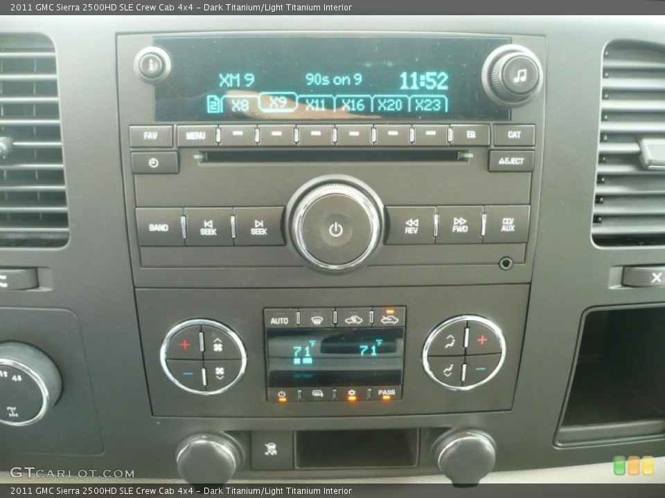 Dark Titanium/Light Titanium Interior Controls for the 2011 GMC Sierra 2500HD SLE Crew Cab 4x4 #48255489