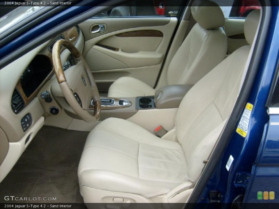 Sand Interior Photo for the 2004 Jaguar S-Type 4.2 #48264432