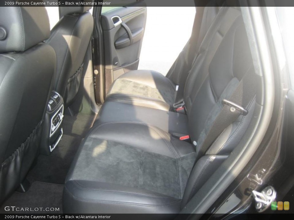 Black w/Alcantara Interior Photo for the 2009 Porsche Cayenne Turbo S #48273157