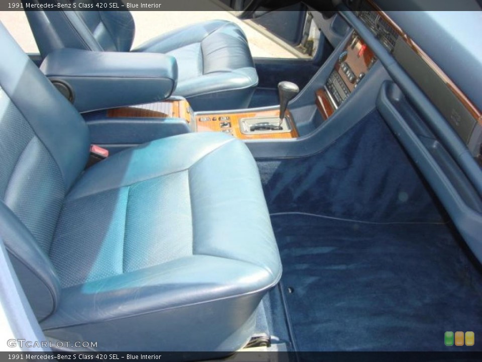 Blue Interior Photo for the 1991 Mercedes-Benz S Class 420 SEL #48275401