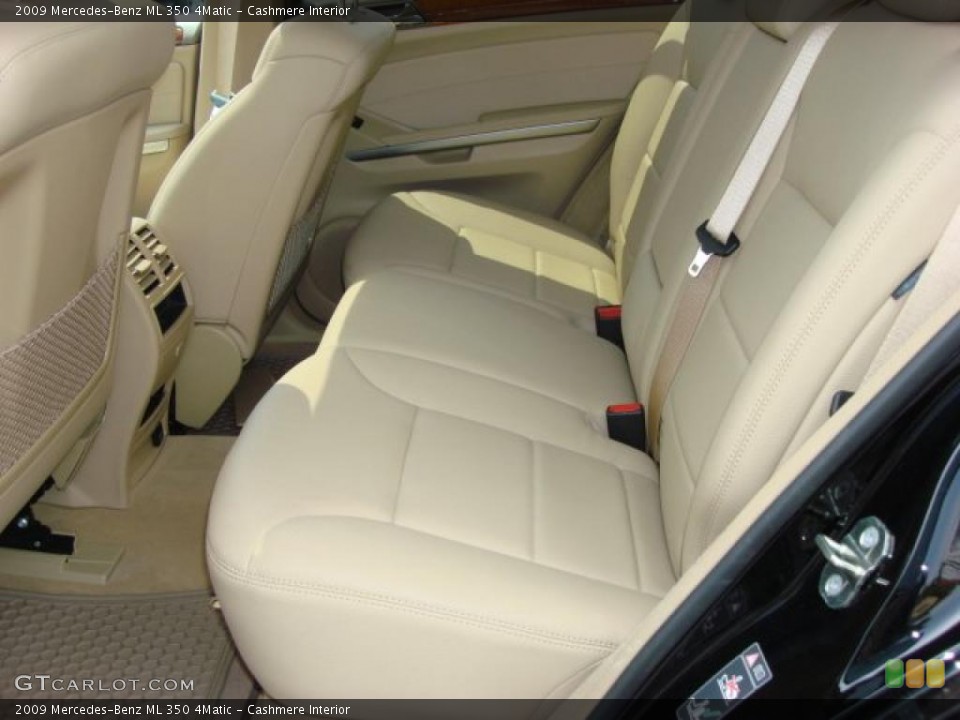 Cashmere Interior Photo for the 2009 Mercedes-Benz ML 350 4Matic #48275821