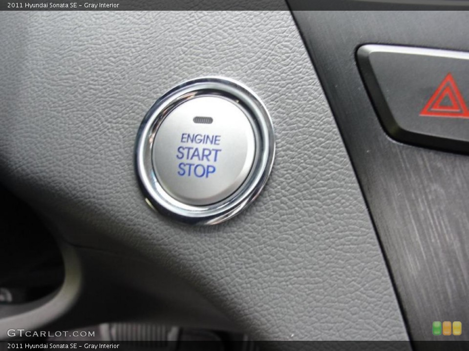 Gray Interior Controls for the 2011 Hyundai Sonata SE #48277690