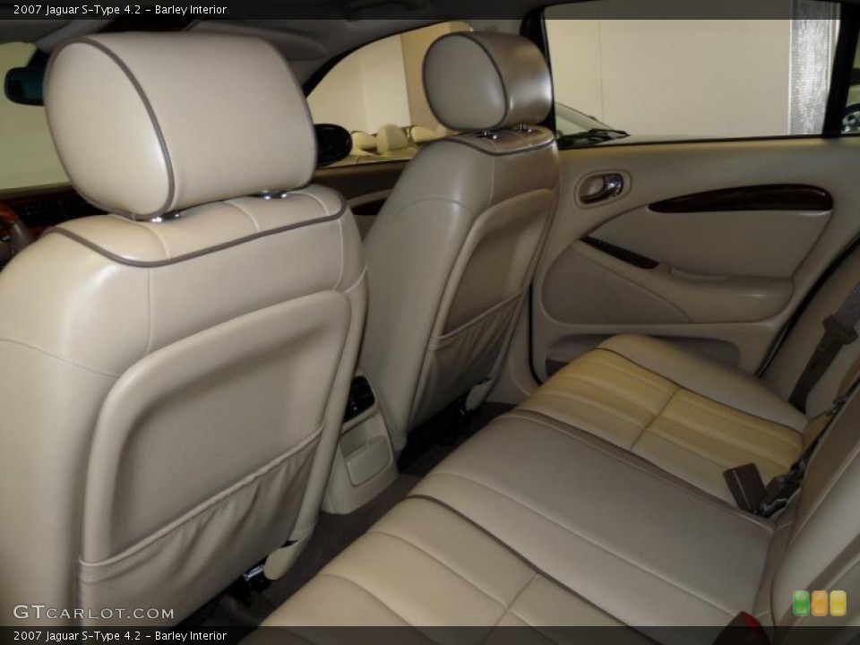 Barley Interior Photo for the 2007 Jaguar S-Type 4.2 #48279850
