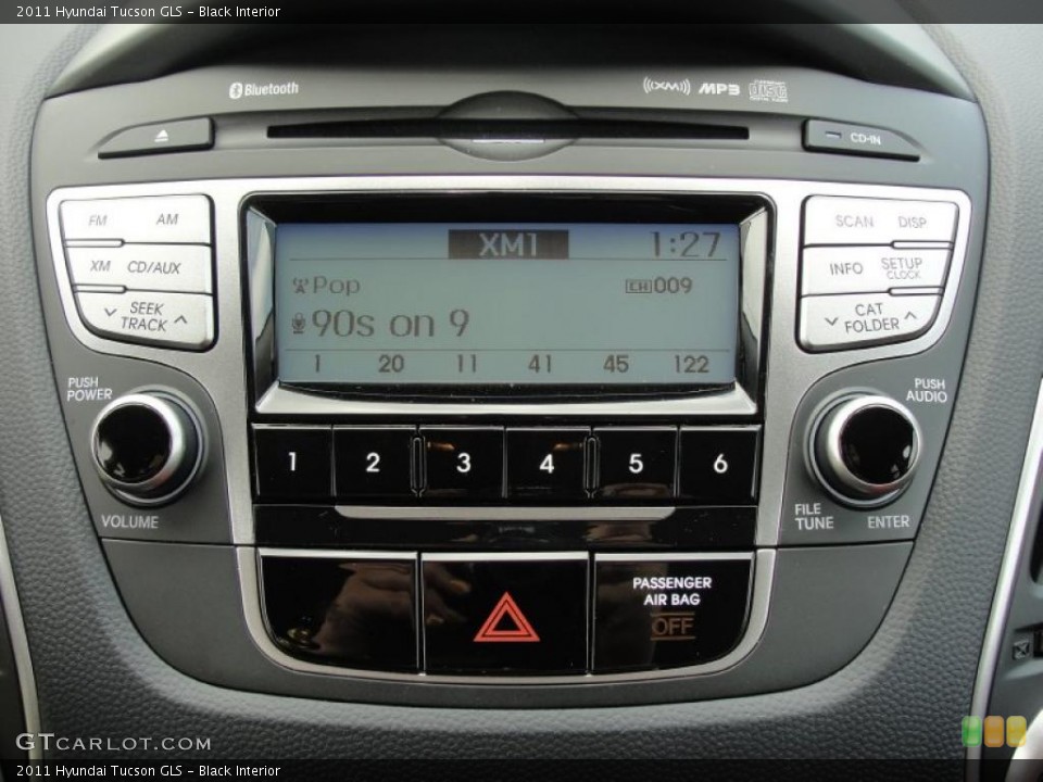 Black Interior Controls for the 2011 Hyundai Tucson GLS #48280420
