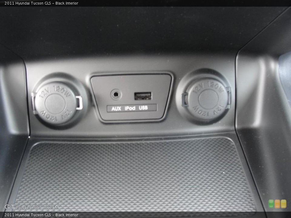 Black Interior Controls for the 2011 Hyundai Tucson GLS #48280453