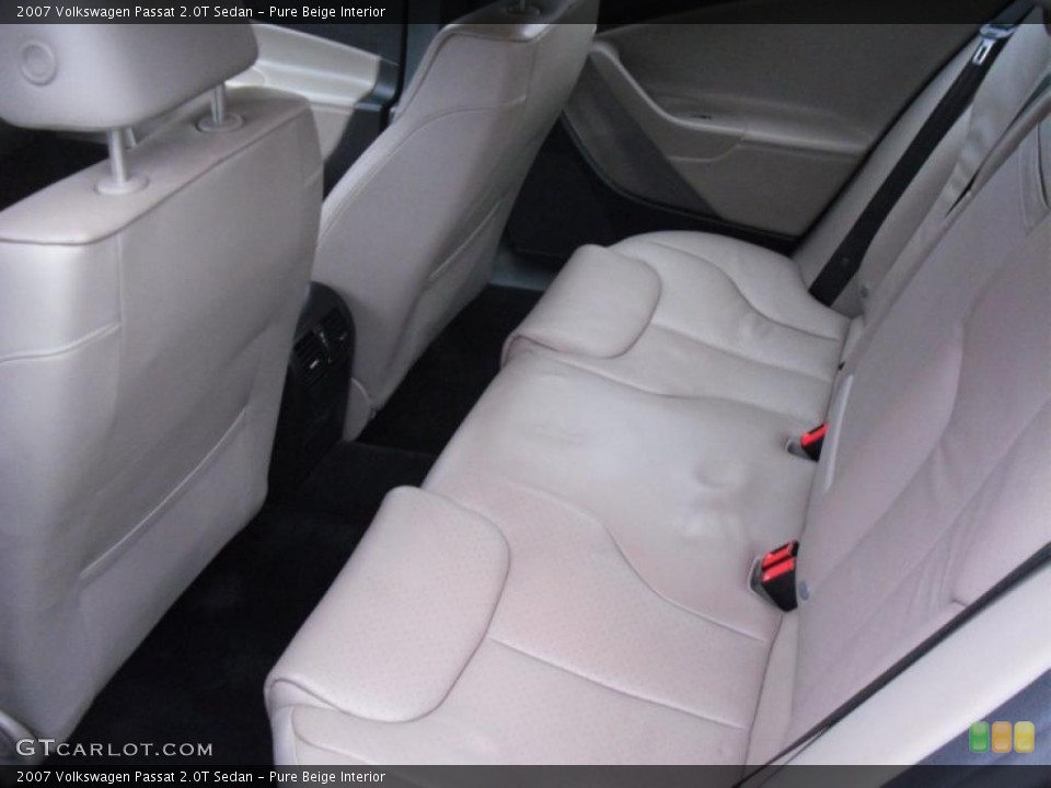 Pure Beige Interior Photo for the 2007 Volkswagen Passat 2.0T Sedan #48282061