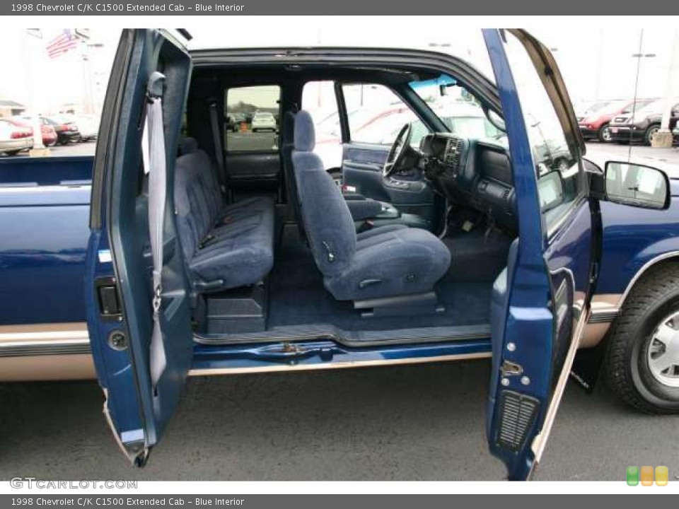 Blue Interior Photo for the 1998 Chevrolet C/K C1500 Extended Cab #48282121