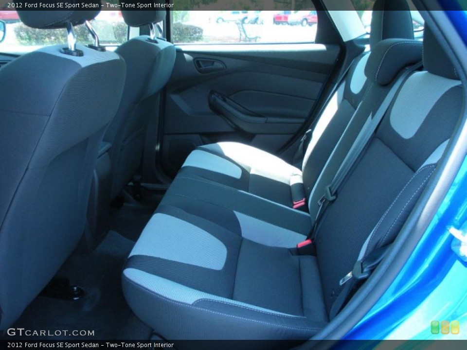 Two-Tone Sport Interior Photo for the 2012 Ford Focus SE Sport Sedan #48283477