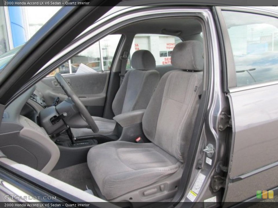 Quartz Interior Photo for the 2000 Honda Accord LX V6 Sedan #48290515