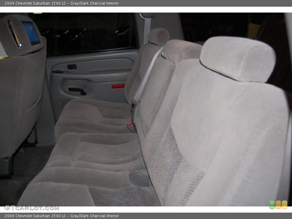 Gray/Dark Charcoal Interior Photo for the 2004 Chevrolet Suburban 1500 LS #48292480