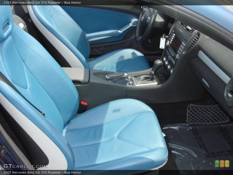 Blue Interior Photo for the 2005 Mercedes-Benz SLK 350 Roadster #48301249