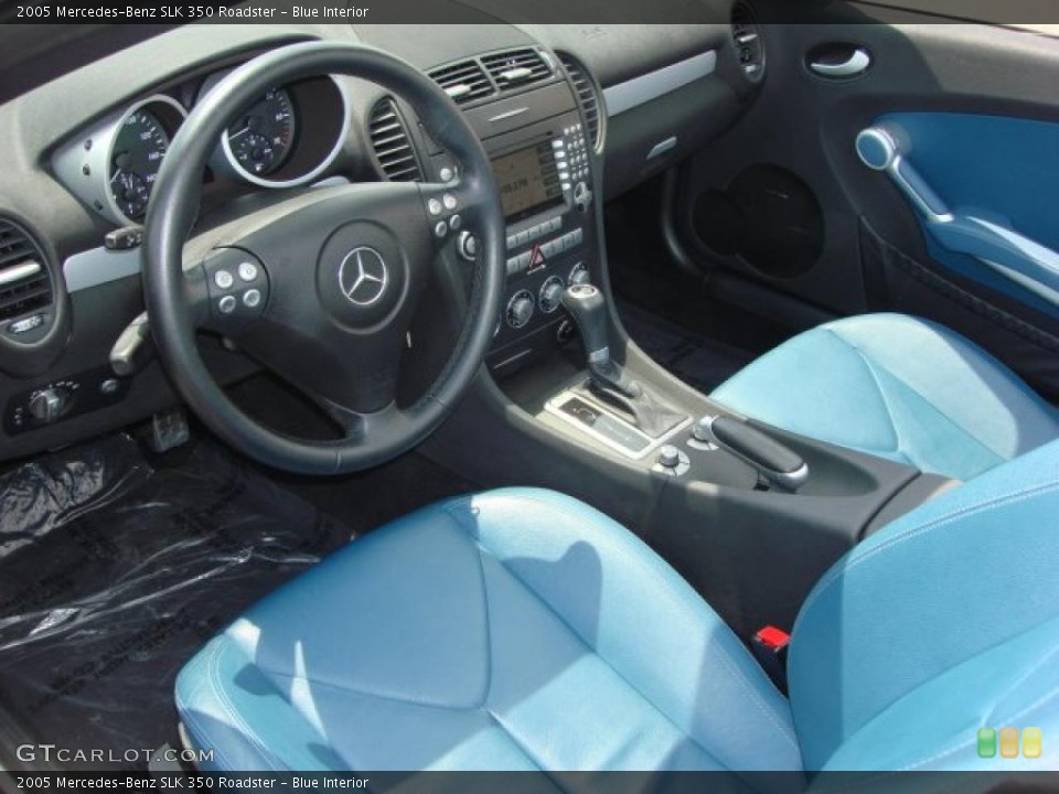 Blue Interior Steering Wheel for the 2005 Mercedes-Benz SLK 350 Roadster #48301278