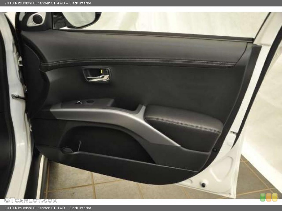 Black Interior Door Panel for the 2010 Mitsubishi Outlander GT 4WD #48305971