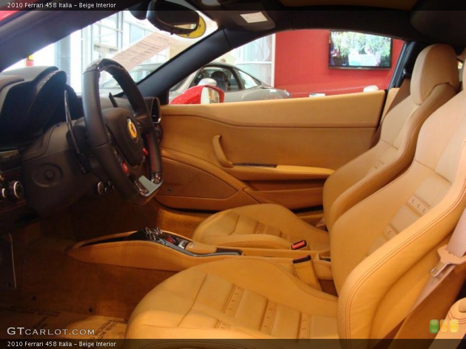 Beige Interior Photo for the 2010 Ferrari 458 Italia #48310093