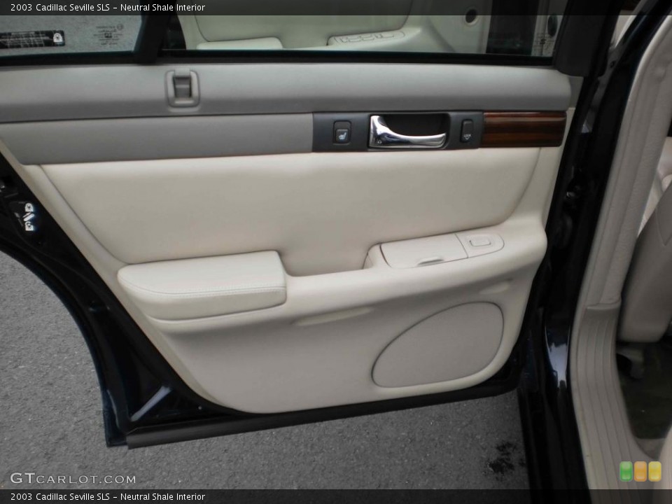 Neutral Shale Interior Door Panel for the 2003 Cadillac Seville SLS #48311789
