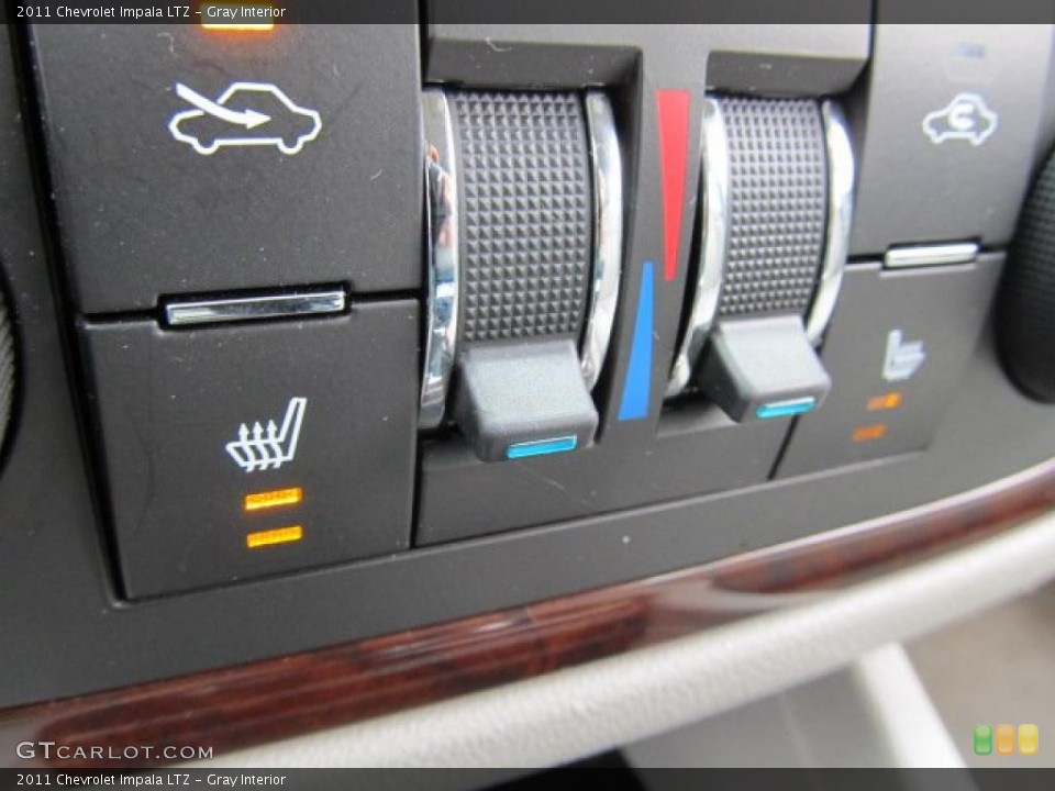 Gray Interior Controls for the 2011 Chevrolet Impala LTZ #48312097