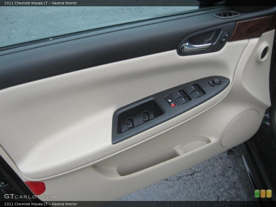 Neutral Interior Door Panel for the 2011 Chevrolet Impala LT #48315985