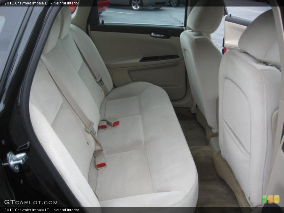 Neutral Interior Photo for the 2011 Chevrolet Impala LT #48316033